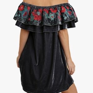 Umgee Shimmering Charcoal Blouse